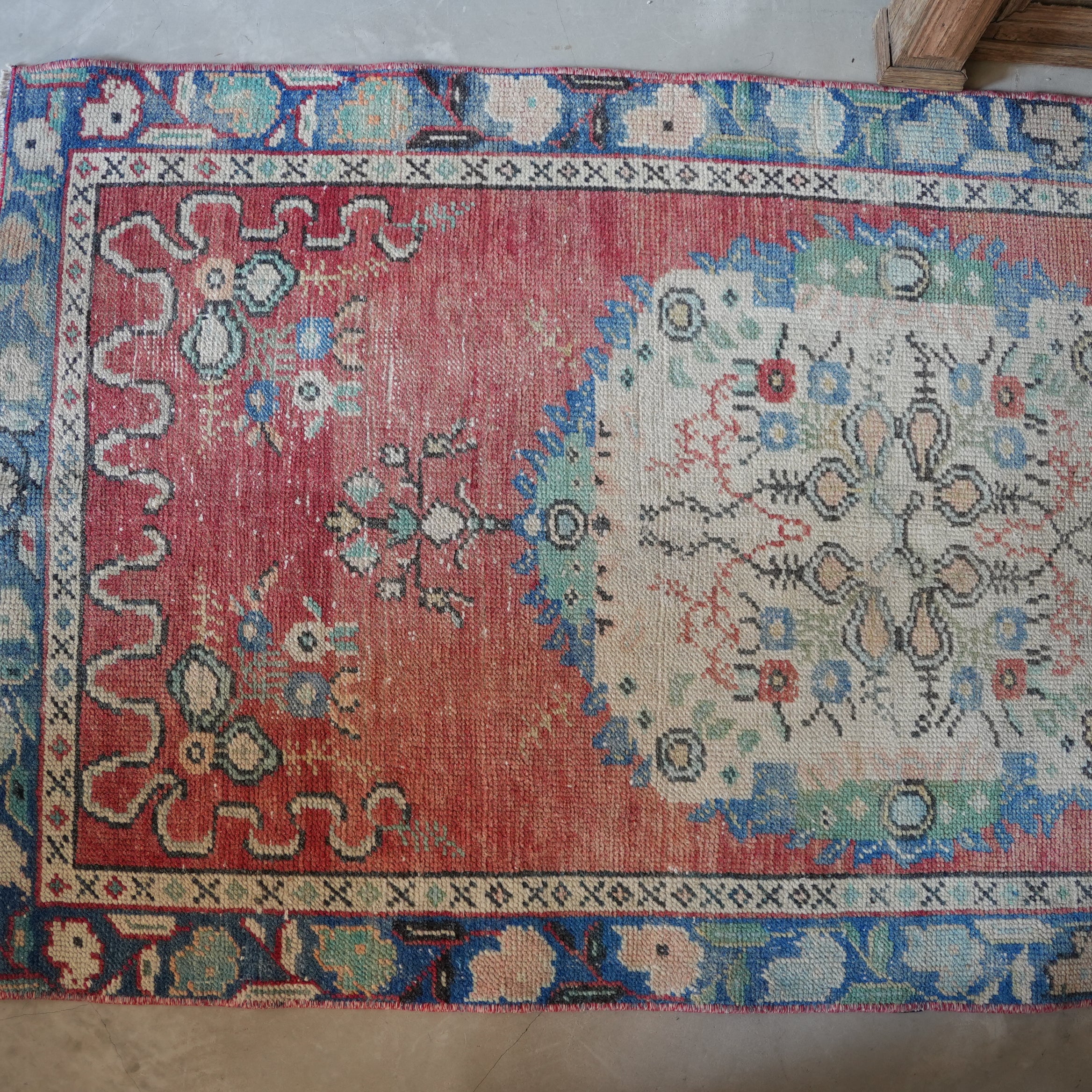 ヴィンテージ Guneyラグ Güney Vintage Rug 82 x 164 cm | Reve